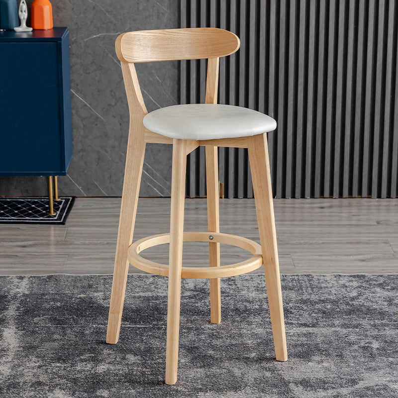 Taburete de bar estilo escandinavo con patas de madera y reposapiés con respaldo bajo para barra de cocina