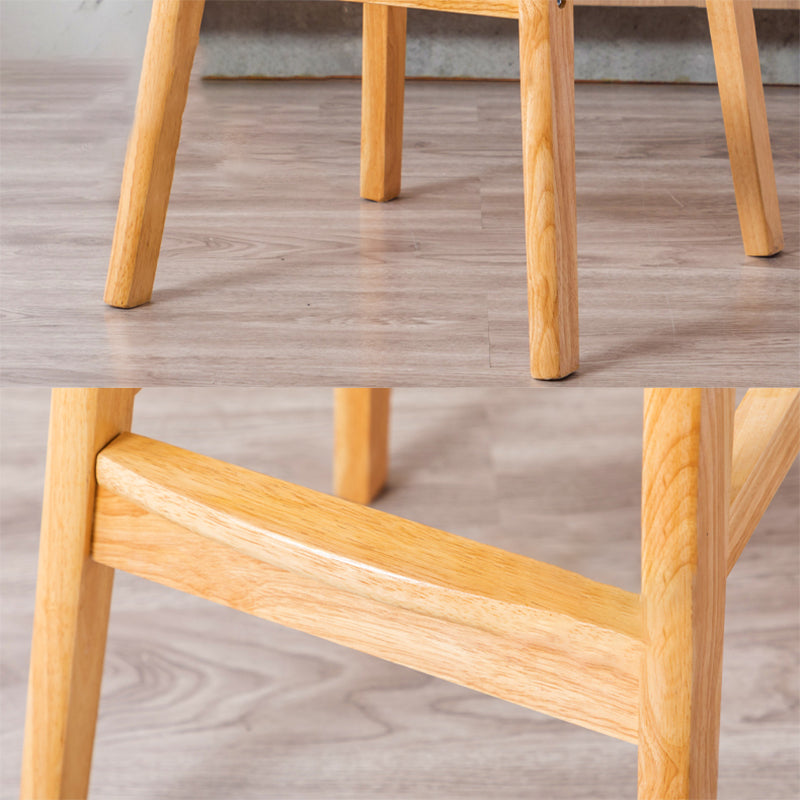 Scandinavian Style Bar-stool with Wooden Legs Round Seat Counter Stool for Kitchen Bar