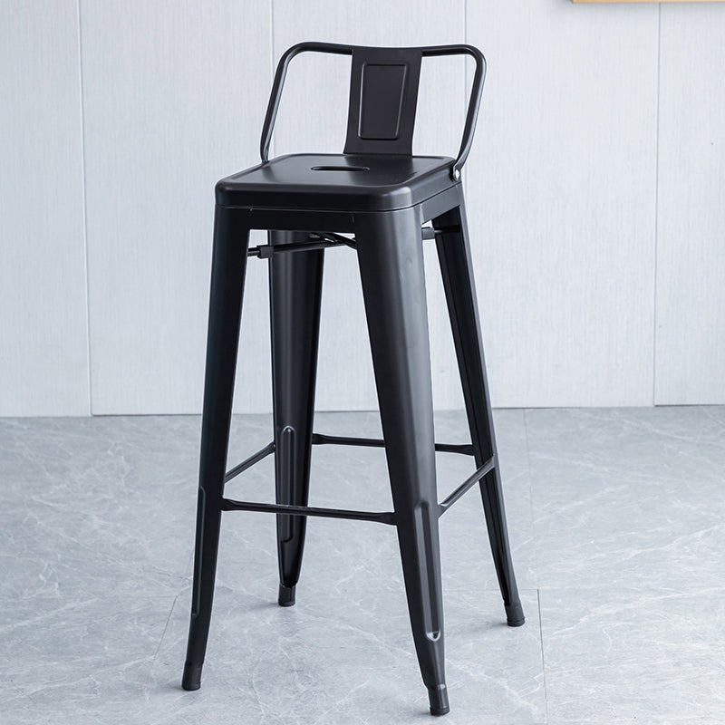 Industrieller Barhocker mit Rückenlehne, Barhocker aus Metall und Leder mit Eisenbeinen