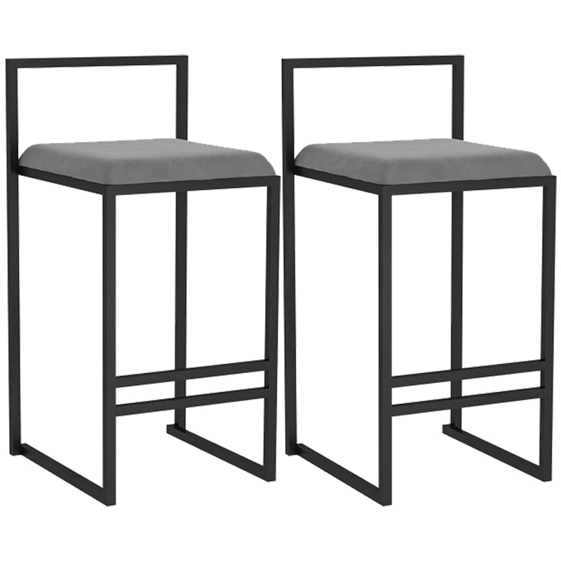 Barhocker im skandinavischen Stil mit Kufenbeinen, quadratischer Sitzhocker für die Küchenbar