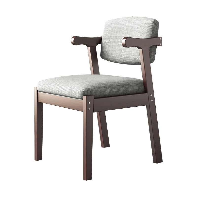 Salle d'étude moderne chaise de dossier de dos ouvert