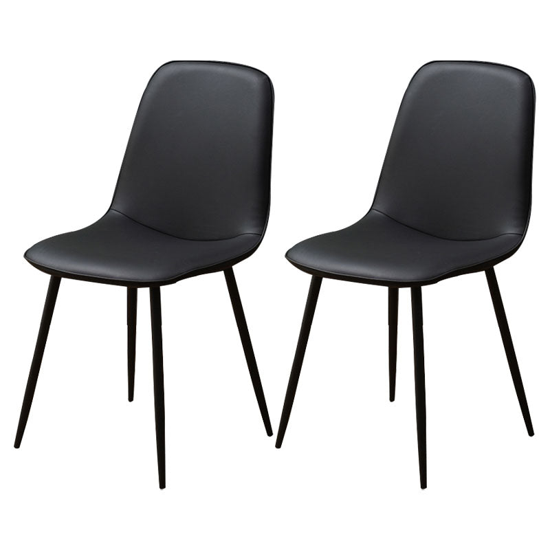 Silla de comedor tapizada con acabado mate y respaldo sólido para el hogar moderno