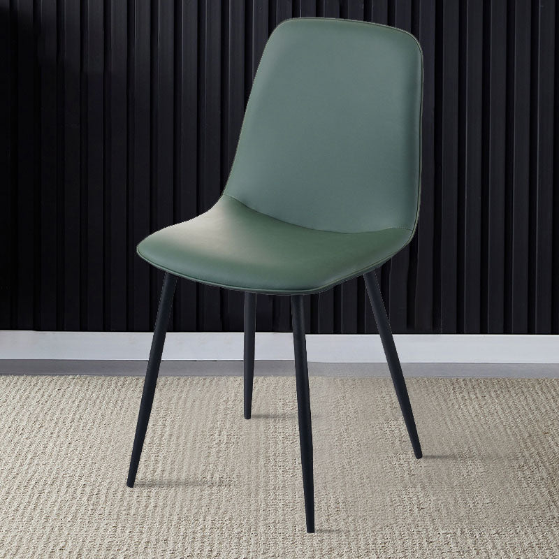 Silla de comedor tapizada con acabado mate y respaldo sólido para el hogar moderno