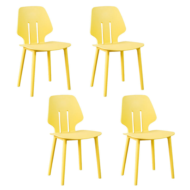 Chaise de salle à manger en plastique colorée scandinave, sans bras, à dossier solide
