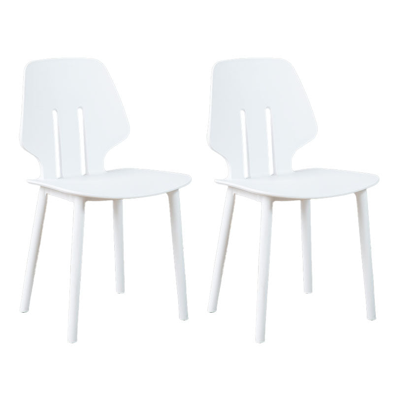 Chaise de salle à manger en plastique colorée scandinave, sans bras, à dossier solide