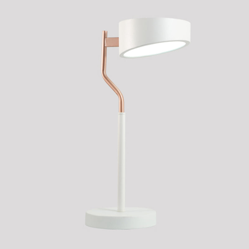 Geometrie -Tischlampe moderner Metall mit einem Lichttischlicht