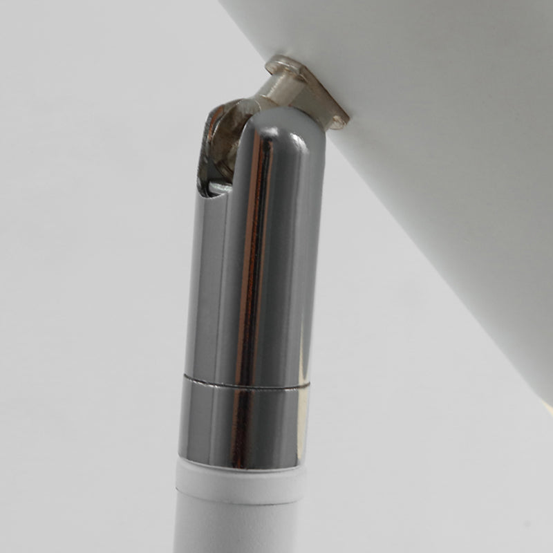 Geometrie -Tischlampe moderner Metall mit einem Lichttischlicht