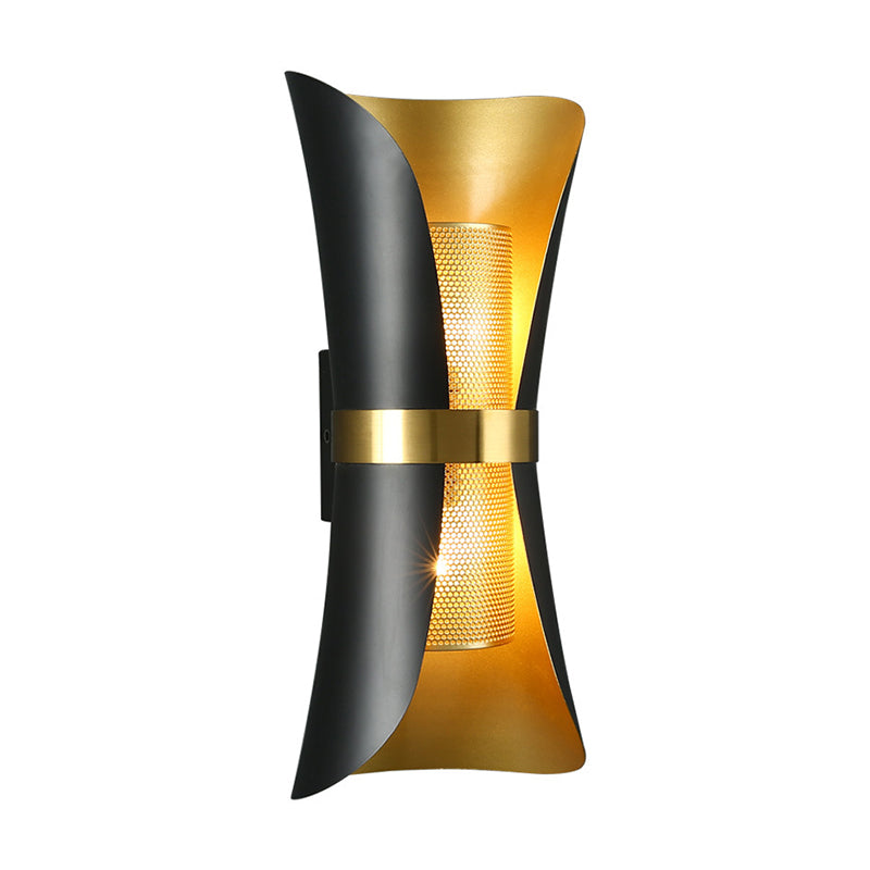 Metall gebogene Wandleuchter moderner Stil 2 Lichter Wandscheibe Jung