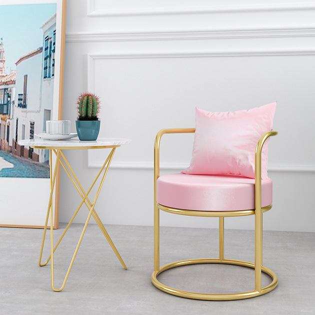 Sillas de comedor de metal Glam Silla lateral de terciopelo para uso doméstico