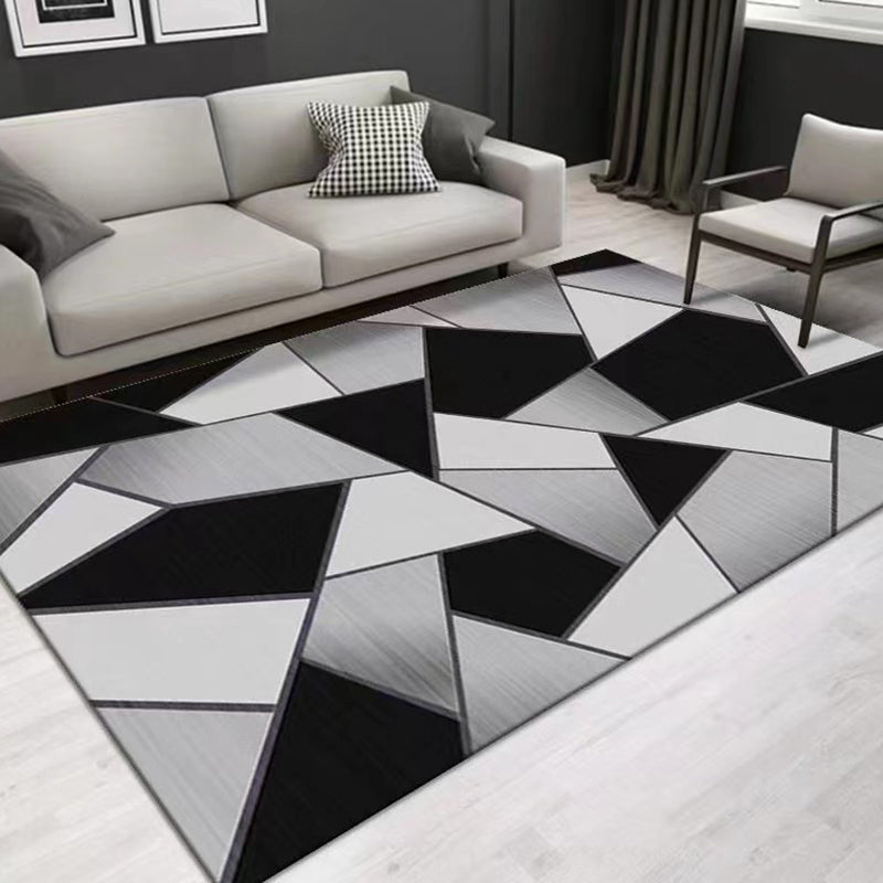 Tappeto grigio con stampa di geometria poliestere moderna tappeto resistente alle macchie per soggiorno