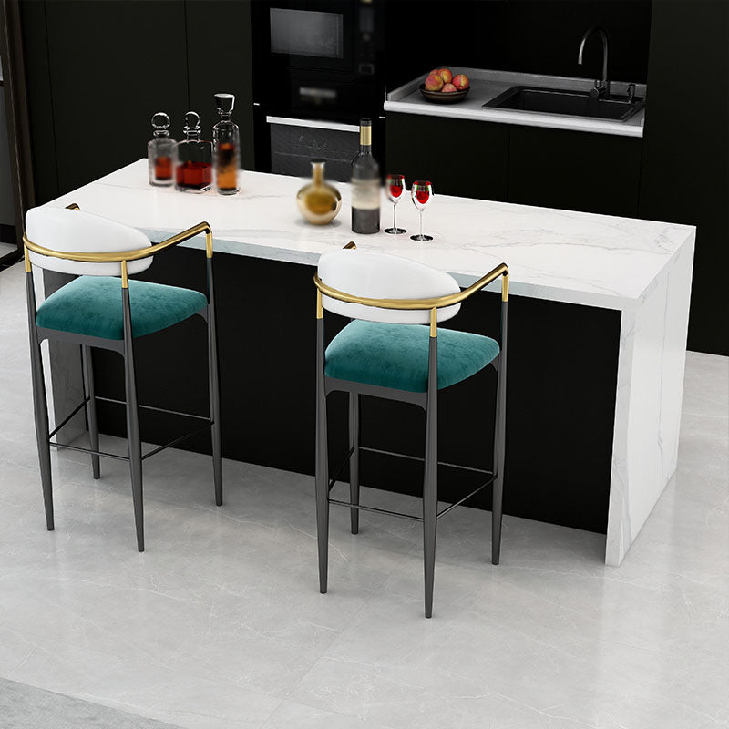 Scandinavian Metal Upholstered Counter Stools Armed Bar Stools with Footrest
