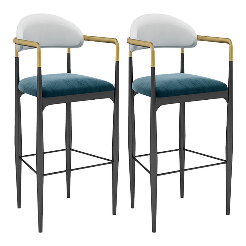 Scandinavian Metal Upholstered Counter Stools Armed Bar Stools with Footrest