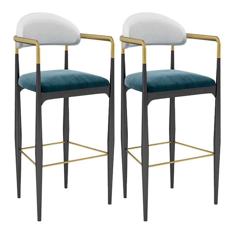 Scandinavian Metal Upholstered Counter Stools Armed Bar Stools with Footrest