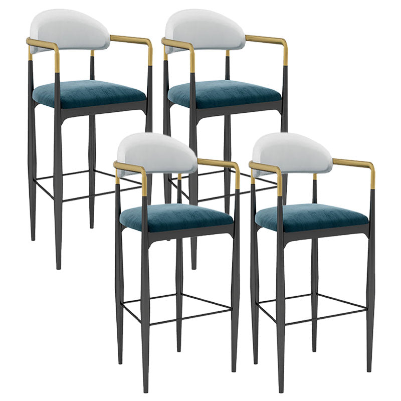 Scandinavian Metal Upholstered Counter Stools Armed Bar Stools with Footrest
