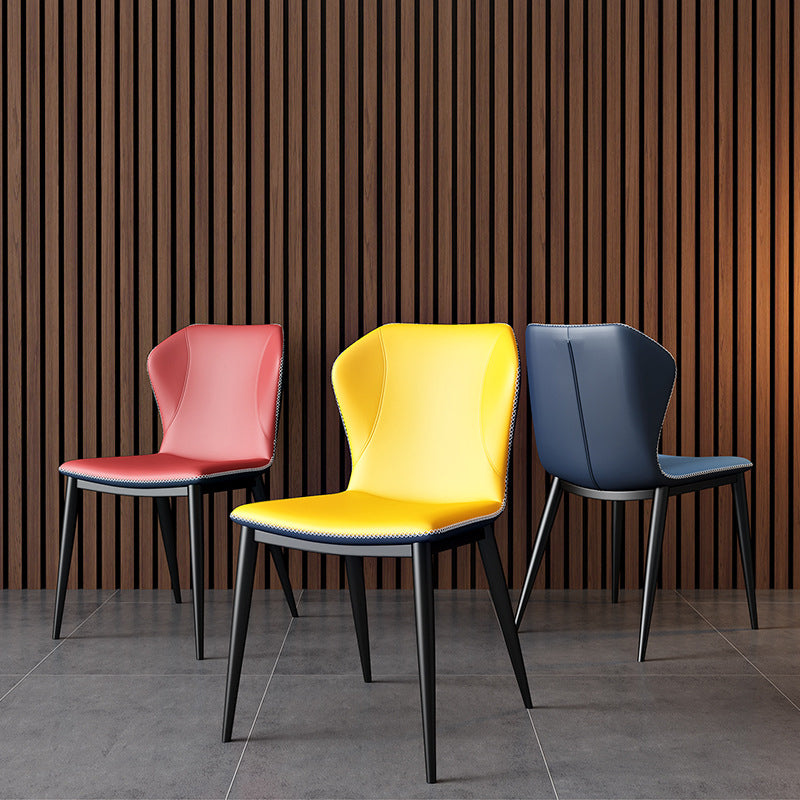 Silla lateral casera de cuero moderna con respaldo mate Silla de comedor