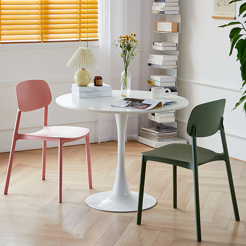 Silla lateral trasera abierta apilable moderna, acabado mate de plástico, silla de comedor