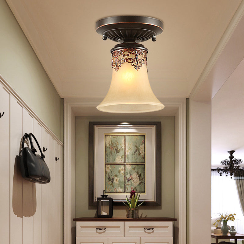 Lámpara de techo de sombreado negro pasillo de vidrio simplista cerca de la lámpara de techo