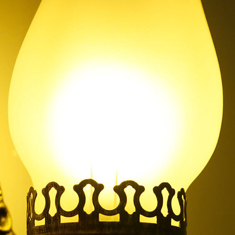Retro Metal Wall Light Kerosene Wall Sconce with Glass for Coffee Shop