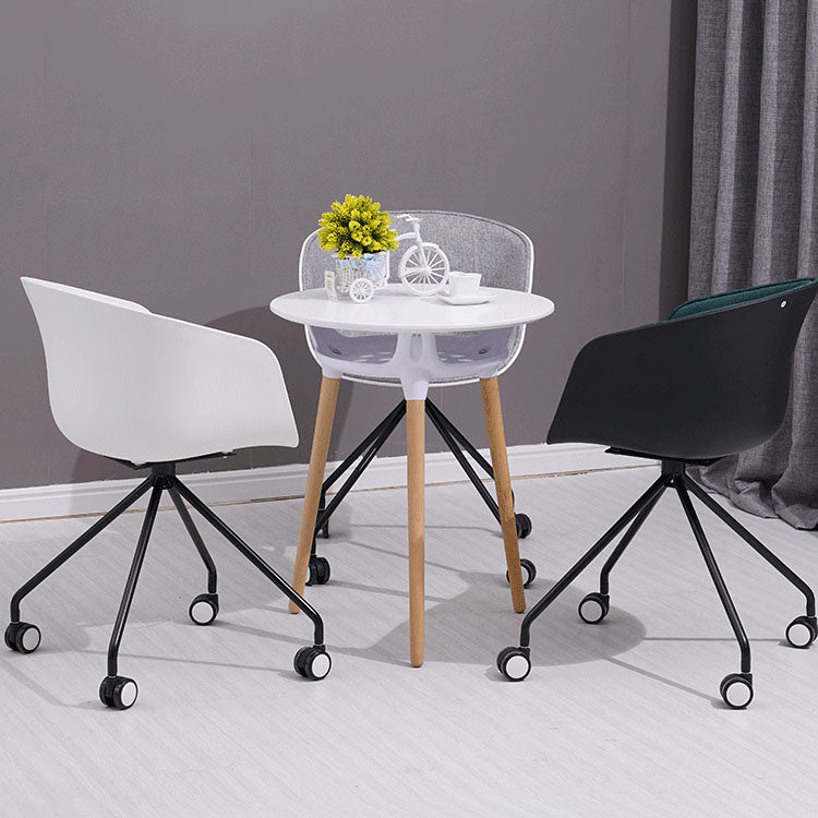 Final mate plástico del sillón trasero sólido del eslabón giratorio moderno que cena la silla
