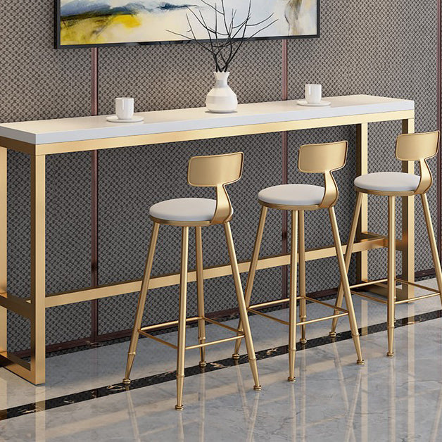 Mesa de barra de estilo glamour blanco en top de hierro dorado y mesa de té de leche de mármol falso mesa de barra de barra