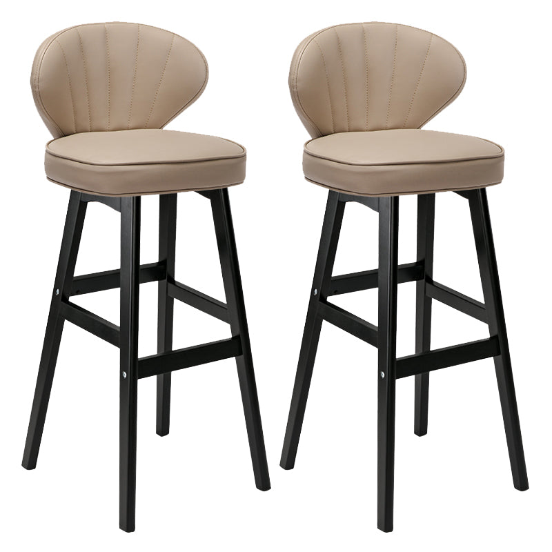 Moderno sgabello da bar in legno con sgabello da banco di schienale senza braccio con cuscino e pedale