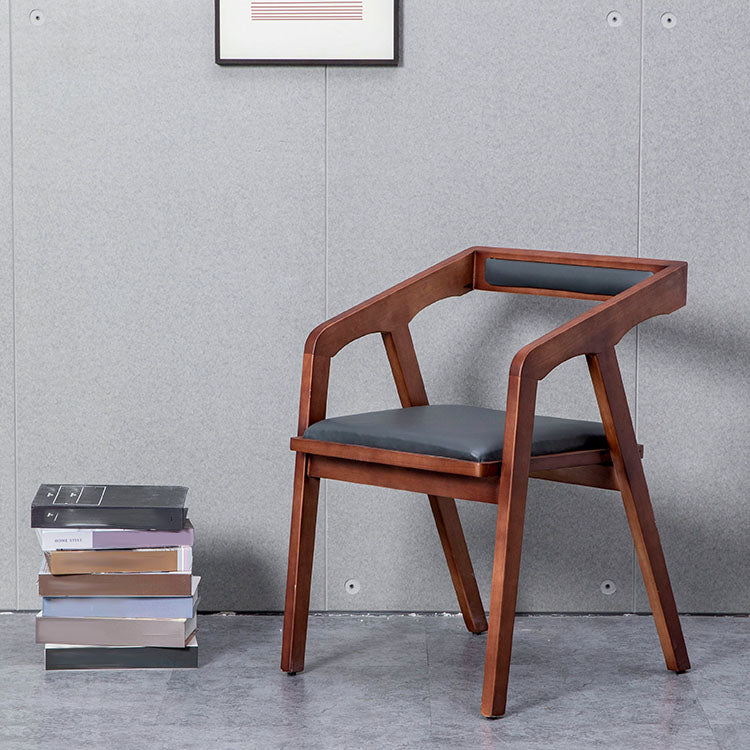 Silla de comedor tapizada con respaldo abierto moderno con acabado mate