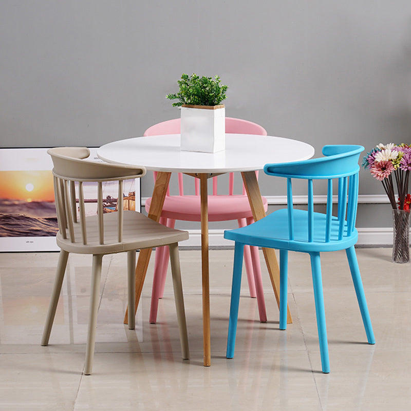 Silla trasera Windsor de estilo moderno, sillones de comedor con patas de plástico para cocina