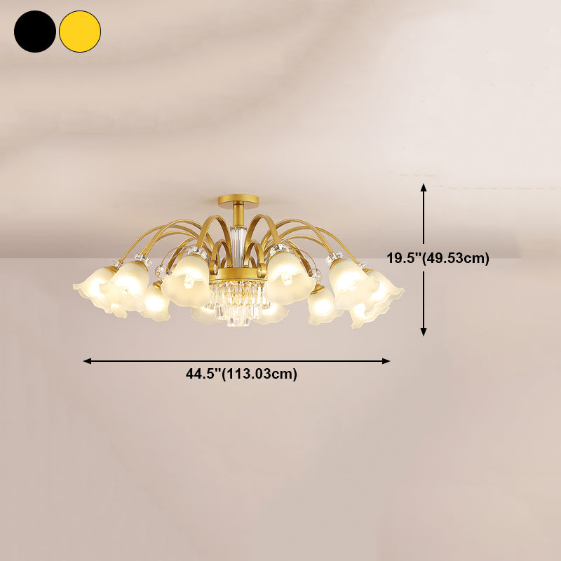 Éclairage de plafond multi-tampon traditionnel à lampe métallique avec une teinte en verre de fleur