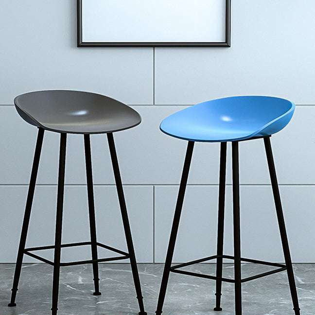 Cubo de barras de estilo industrial PP Sheet Tabures para barra de cocina para bares de cocina