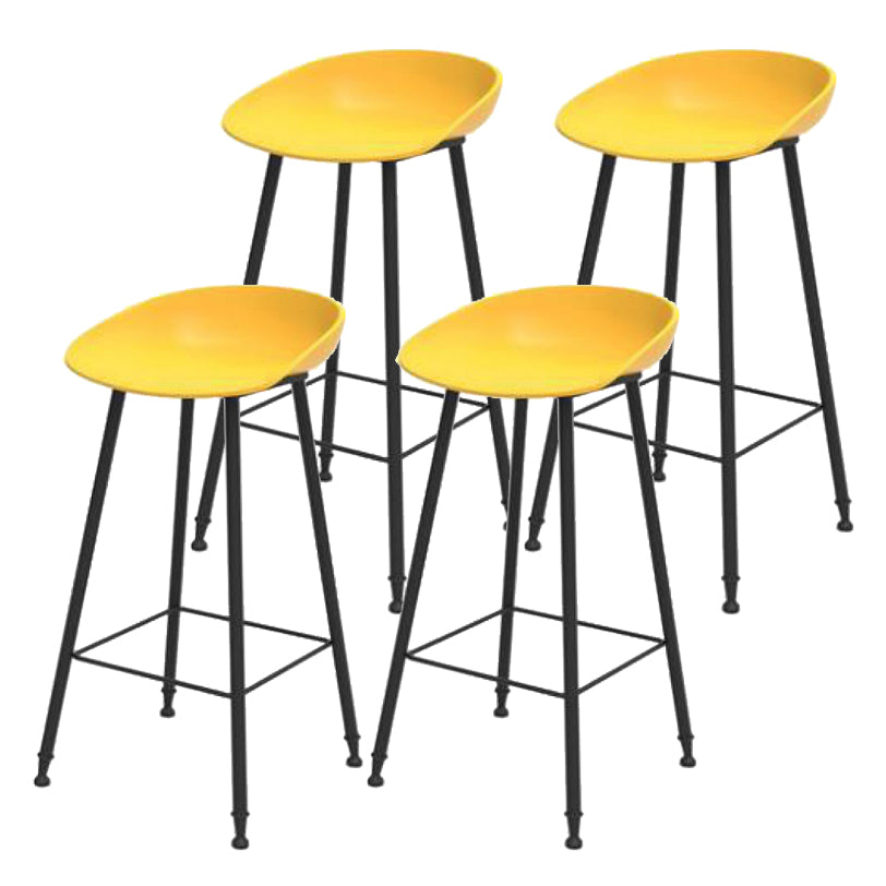 Cubo de barras de estilo industrial PP Sheet Tabures para barra de cocina para bares de cocina
