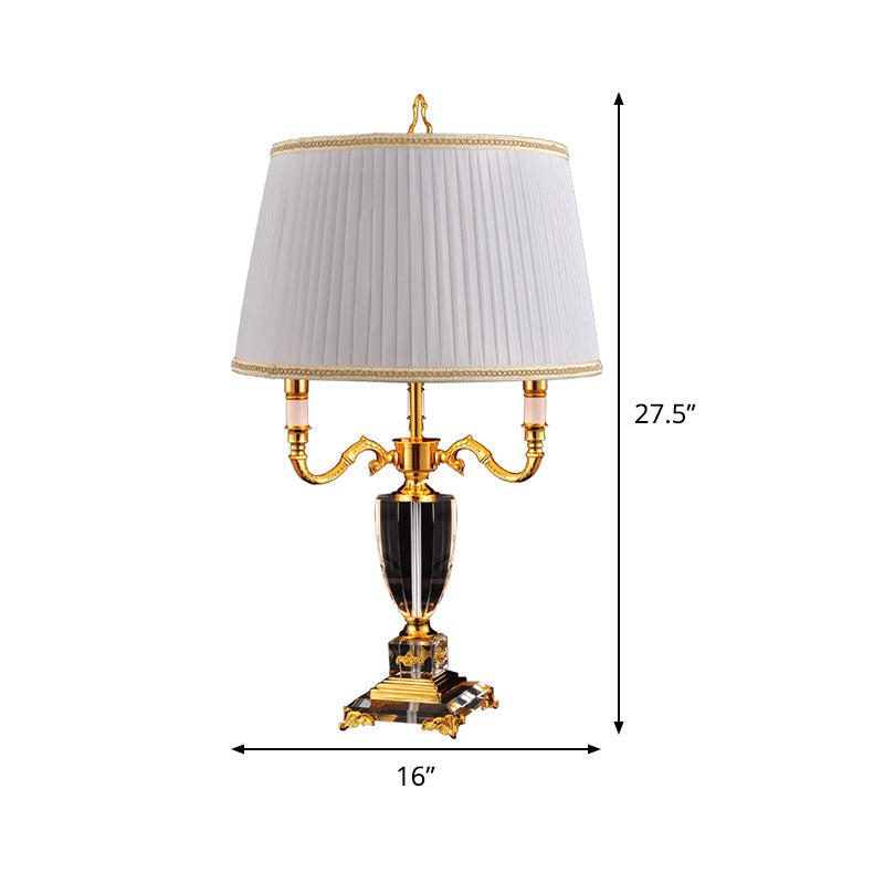 Weißer Drum Shade Schreibtisch hell modern