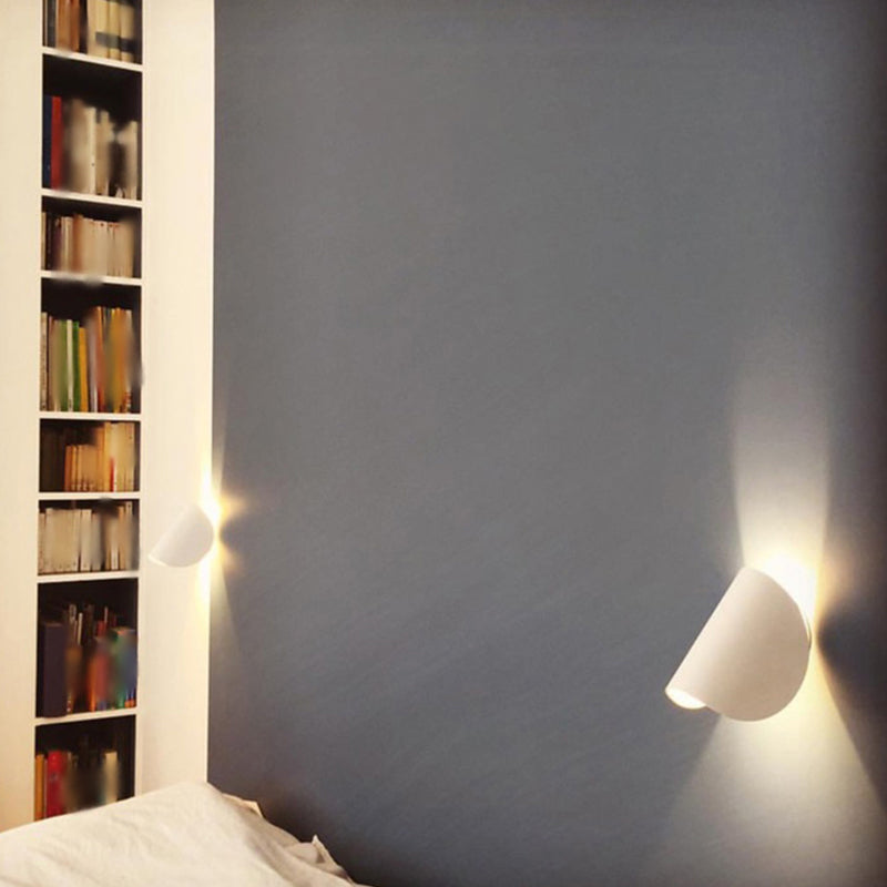 Unique Metal Wall Sconce Modern Nordic Macarons 1 Light Wall Mounted Light for Bedroom