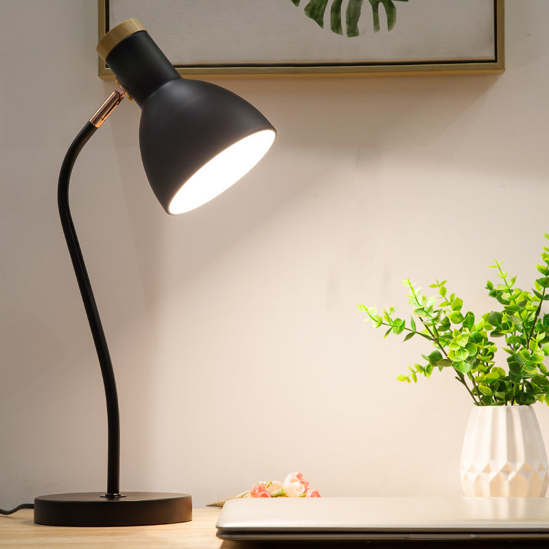 Modern Style Conical Night Table Lamp Metal 1-Light Table Lamp