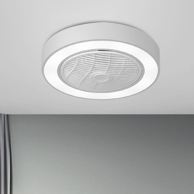 Moderne kreisförmige Lüfterleuchte -LED -Acryl -Halbflush -Halterung in Schwarz/Weiß mit 3 klaren Klingen, 21,5 "breit