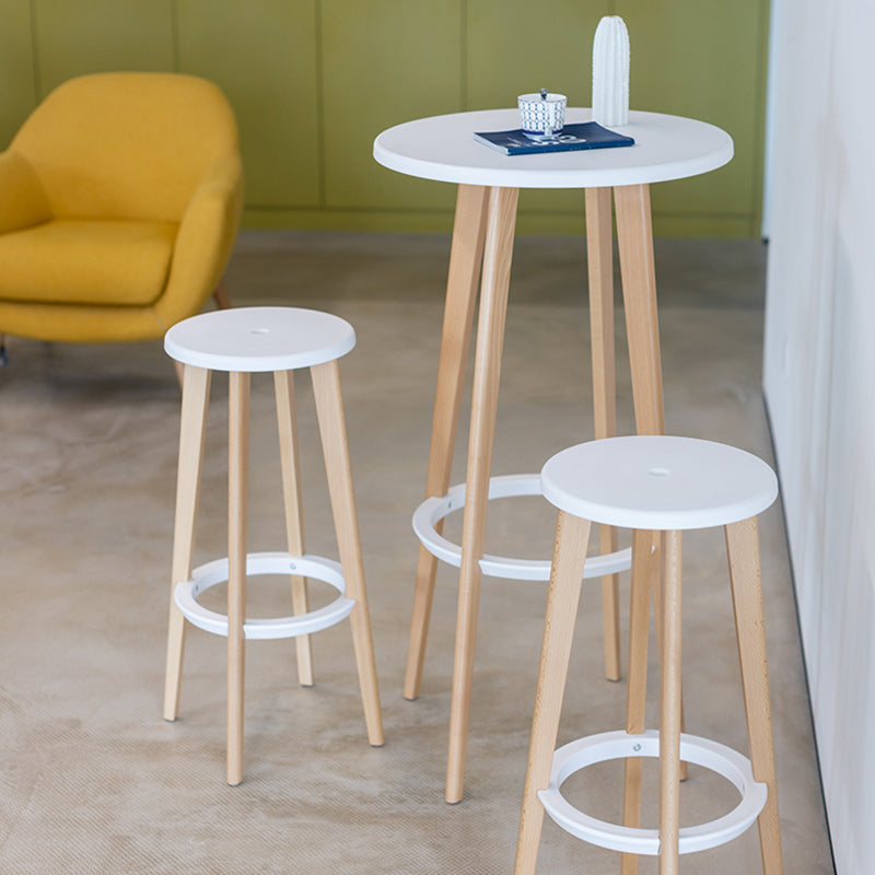 Taburetes de mostrador de madera simples contemporáneos asientos circulares de barbas de interior