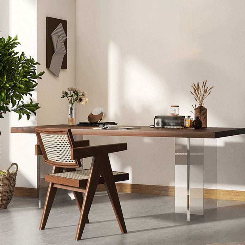 Mesa de comedor de madera sólida