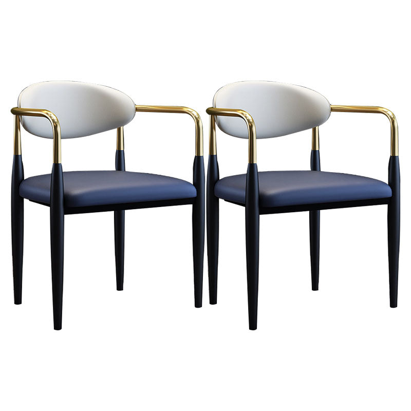 Silla de comedor moderna de cuero mate con brazo abierto para sala de reuniones