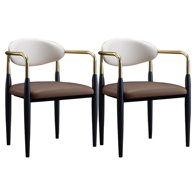 Silla de comedor moderna de cuero mate con brazo abierto para sala de reuniones