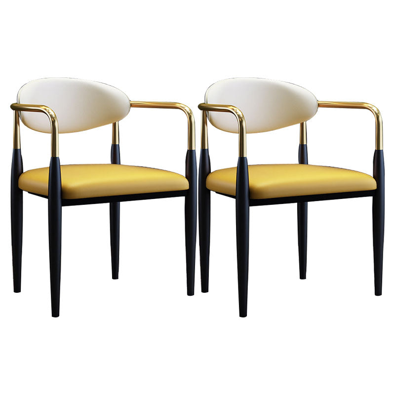 Silla de comedor moderna de cuero mate con brazo abierto para sala de reuniones