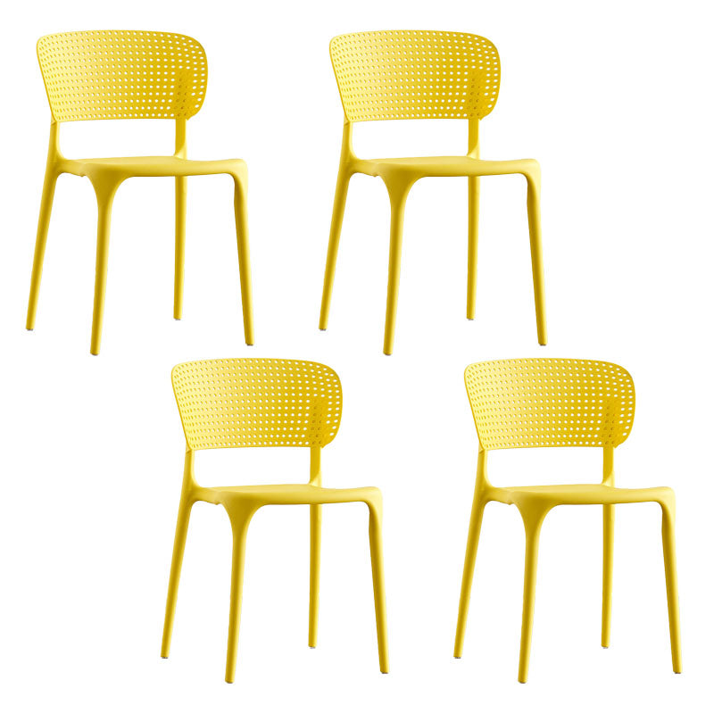 Plástico colorido que cena la silla lateral trasera abierta del estilo nórdico de las sillas sin brazos