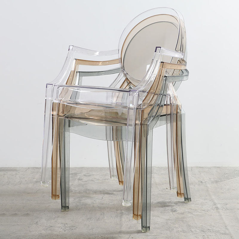 Silla lateral plástica apilable de comedor con parte posterior abierta del brazo de diseño nórdico