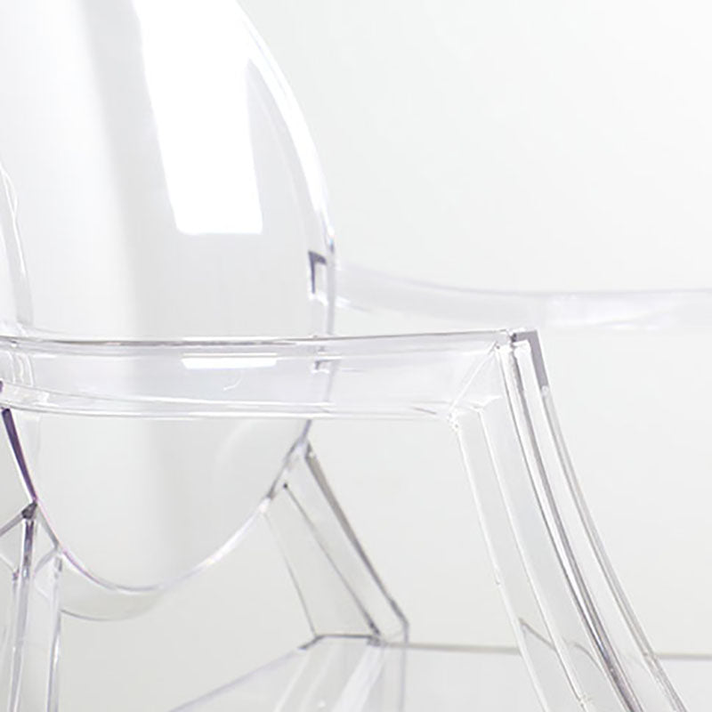 Silla lateral plástica apilable de comedor con parte posterior abierta del brazo de diseño nórdico