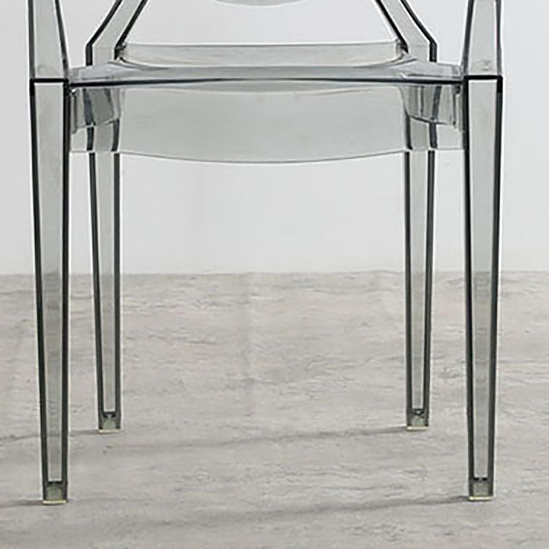 Silla lateral plástica apilable de comedor con parte posterior abierta del brazo de diseño nórdico