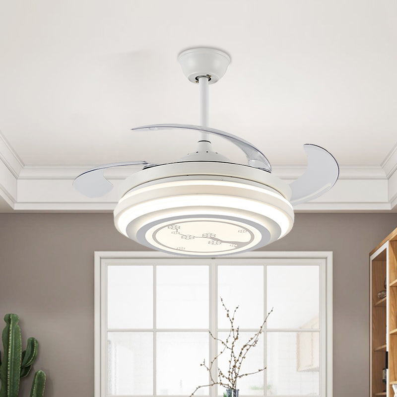 Modern bloempatroon Semi -spoeling LED 42 "W Acryl hanger Ventilatorverlichting in wit met 4 messen, externe/wandregeling/frequentieconversie en afstandsbediening