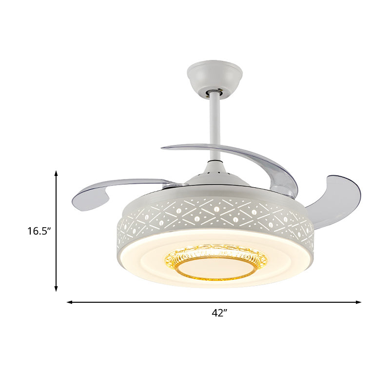 Trommel metalen plafondventilator licht modern 42 "breedte led slaapkamer 4 blades semi -spoelmontage verlichting in wit, afgelegen/muurregeling