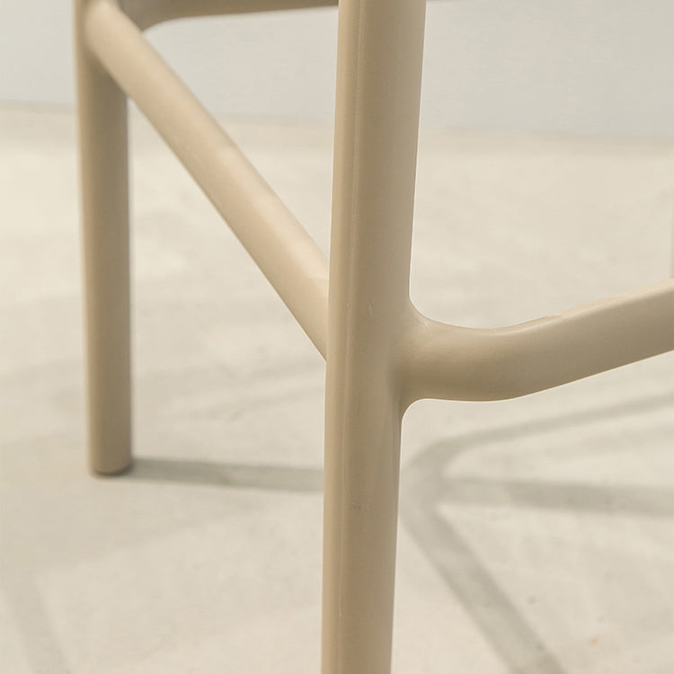 Moderner Thekenhocker ohne Armlehnen, Kunststoff-Schlafzimmer-Barhocker mit Kunststoffsitz