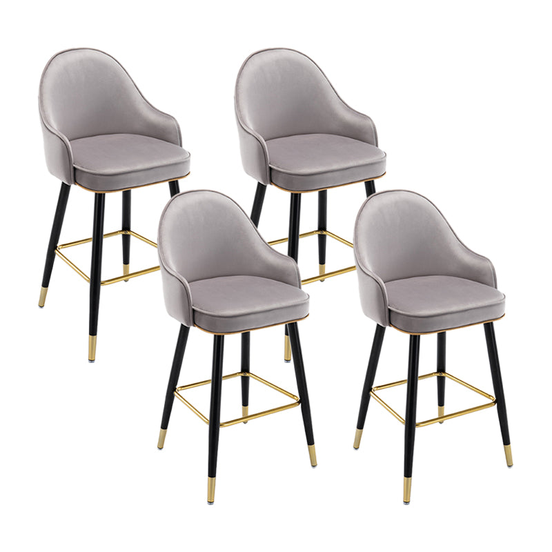 Taburete de bar con acabado mate y respaldo bajo, taburete tapizado Glam armado con reposapiés