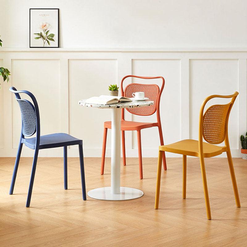Sillas sin brazos de comedor de plástico de diseño escandinavo para el hogar, silla lateral con respaldo abierto