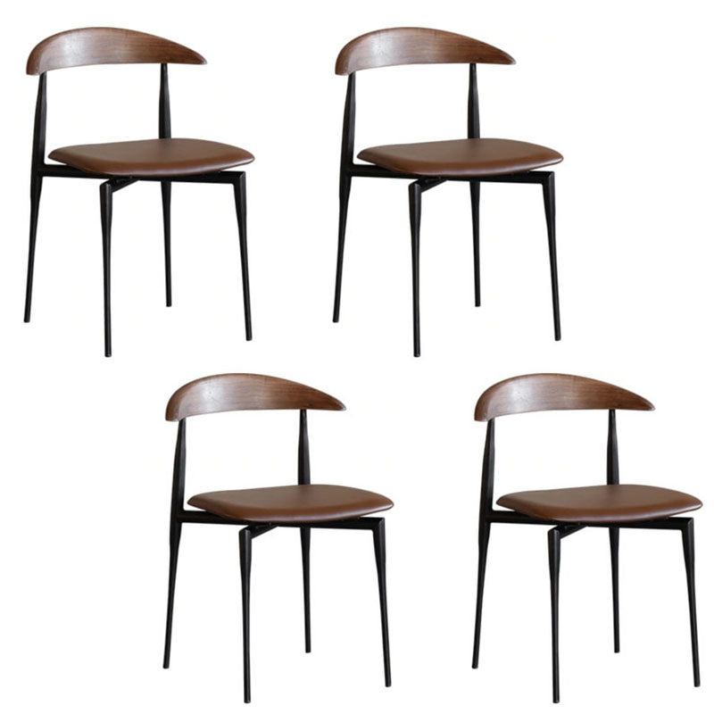 Silla lateral de comedor de cuero de estilo industrial con respaldo abierto