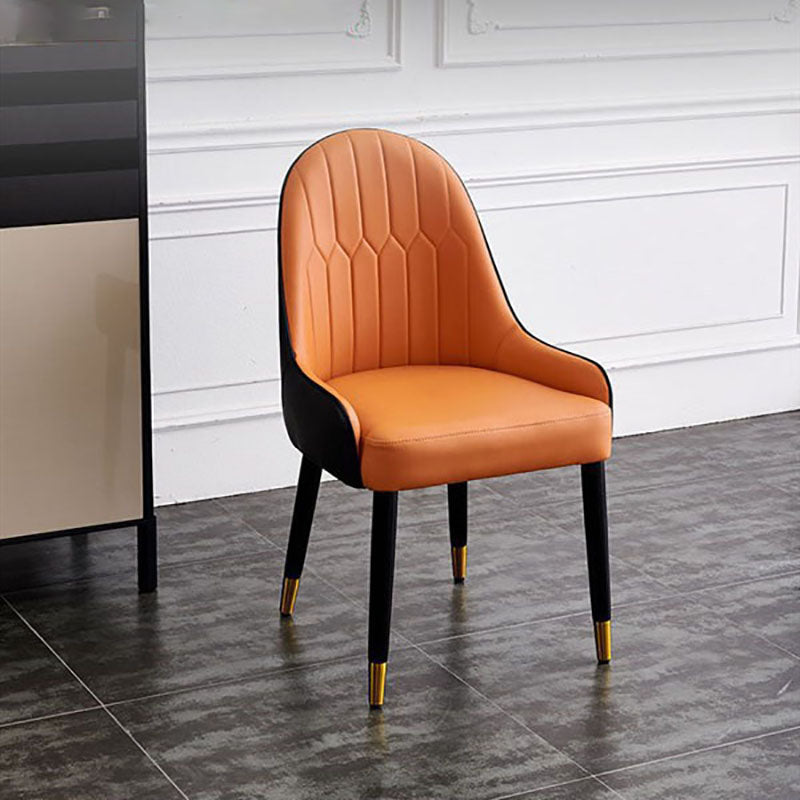 Sillas laterales de comedor con respaldo sólido y brazo de diseño escandinavo Sillas laterales de comedor de cuero